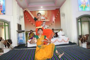 2. Bharathanatyam
